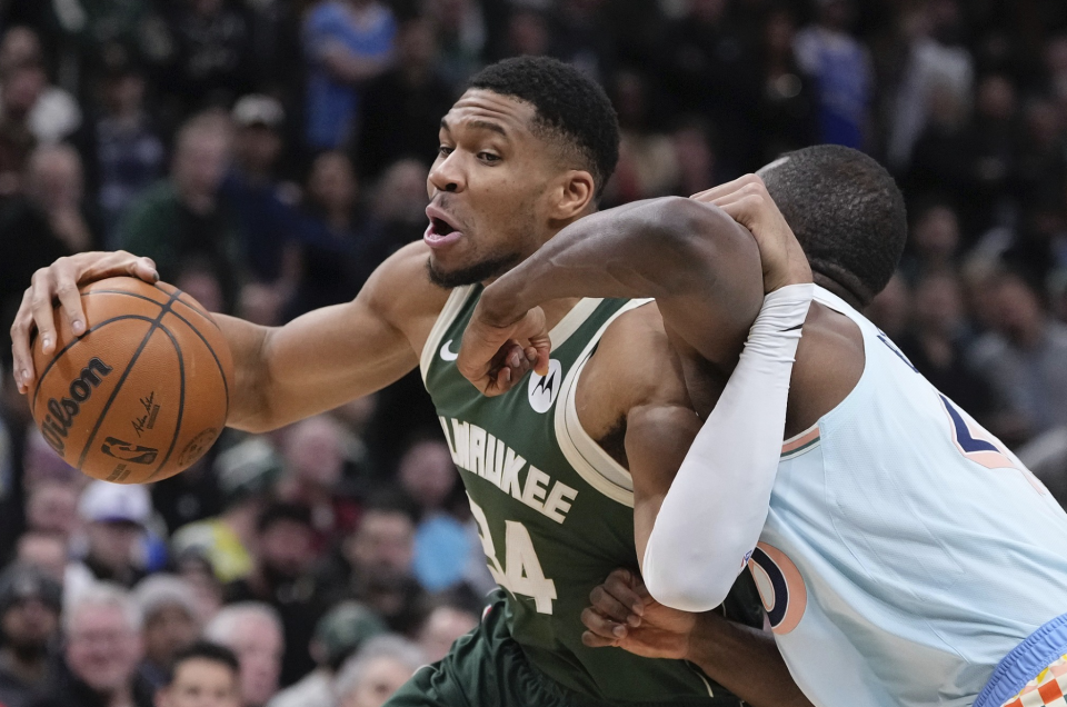 莱万多夫斯基连续三场比赛得分超过挺进下一轮，雄鹿挑战极限！(莱万多夫斯基职业生涯总进球)