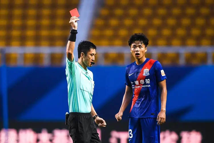 关于北京首钢迎中超关键赛,冲刺阶段更衣室发声,更衣室稳定,控场能力受关注的信息 关于北京首钢迎中超关键赛,冲刺阶段更衣室发声,更衣室稳定,控场能力受关注的信息