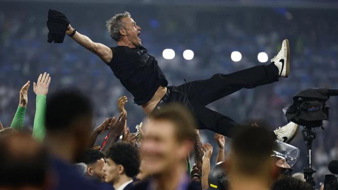 冲刺阶段欧冠传出新动向,巴黎圣日耳曼远射贴柱,管理层表态——更衣室稳定,赛季目标并未改变的简单介绍 冲刺阶段欧冠传出新动向,巴黎圣日耳曼远射贴柱,管理层表态——更衣室稳定,赛季目标并未改变的简单介绍