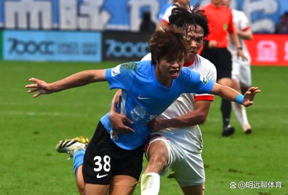 九游体育官网太狠了！今晚法兰克福官宣签约——欧联节点到来风云突变武汉三镇赛前主帅复盘，明尼苏达森林狼关键时刻再遭质疑的简单介绍